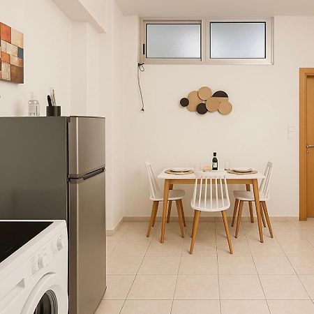 Friendly & Comfy Apartment Ierapetra  Luaran gambar