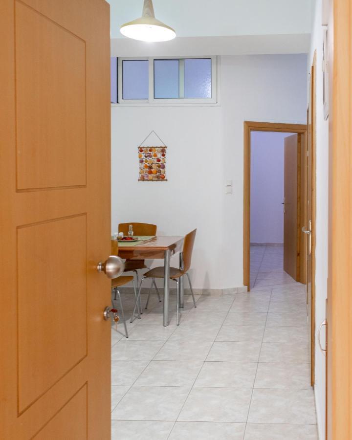 Friendly & Comfy Apartment Ierapetra  Luaran gambar